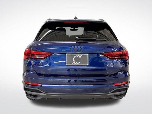 2025 Audi Q3 45 S line Premium