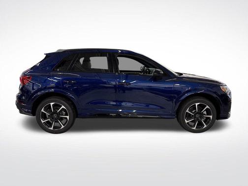 2025 Audi Q3 45 S line Premium