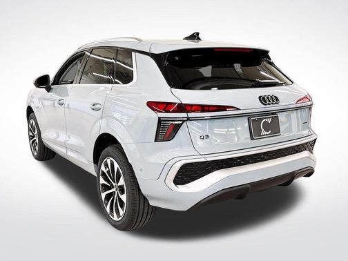 Arrow Gray Pearl 2026 Audi Q3 S line