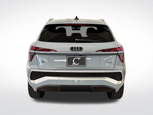 Arrow Gray Pearl 2026 Audi Q3 S line