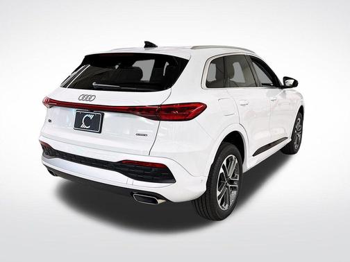 2025 Audi Q5 2.0T quattro Premium