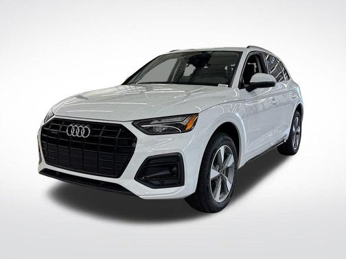 2025 Audi Q5 40 Premium