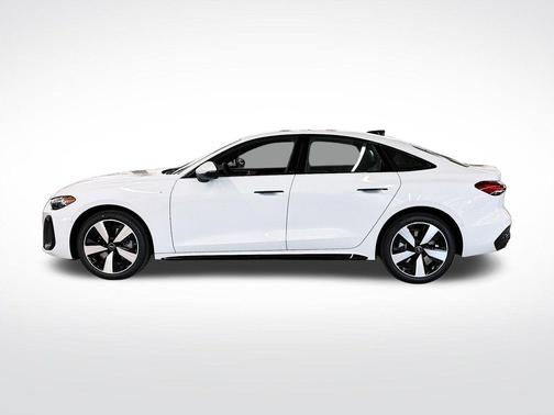 Glacier White Metallic 2026 Audi A5