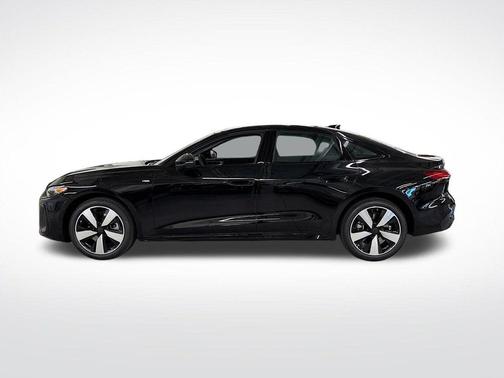 Mythos Black Metallic 2026 Audi A5