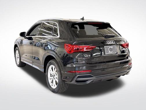 2025 Audi Q3 45 S line Premium