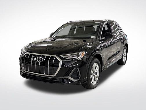 2025 Audi Q3 45 S line Premium