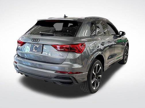 2025 Audi Q3 45 S line Premium