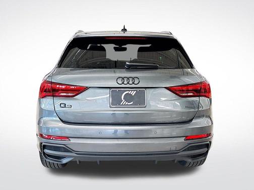 2025 Audi Q3 45 S line Premium