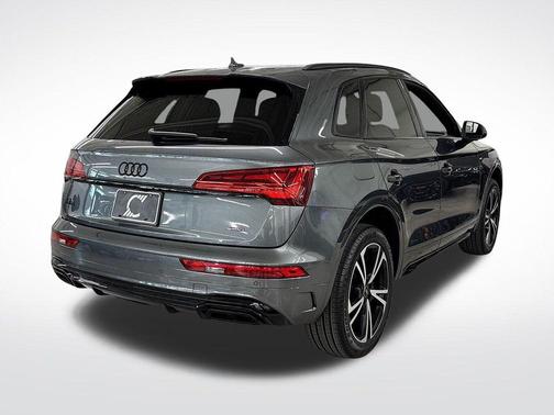 2025 Audi Q5 45 S line quattro Premium