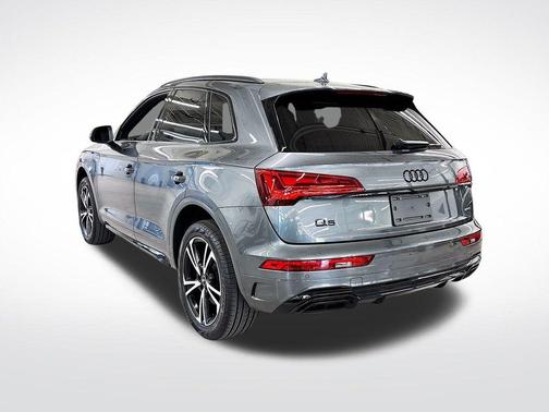 2025 Audi Q5 45 S line quattro Premium