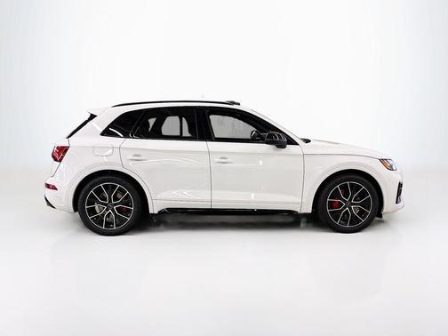 2025 Audi SQ5 3.0T Premium Plus