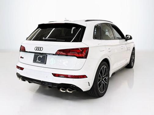 2025 Audi SQ5 3.0T Premium Plus