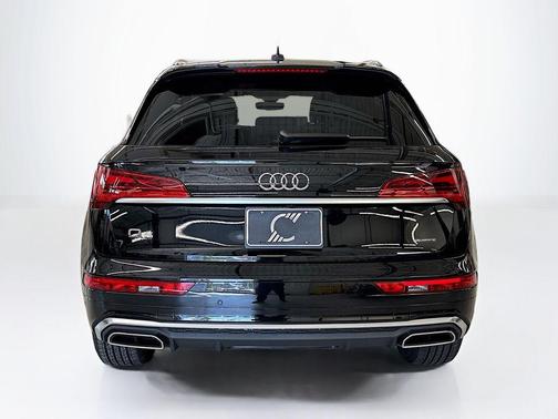 2025 Audi Q5 45 S line quattro Premium