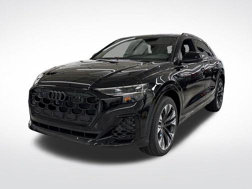 2025 Audi Q8 55 Premium