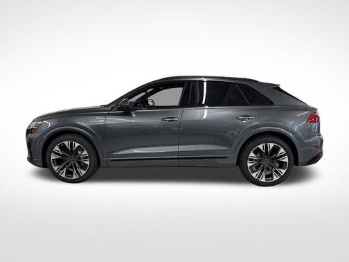 2025 Audi Q8 55 Premium