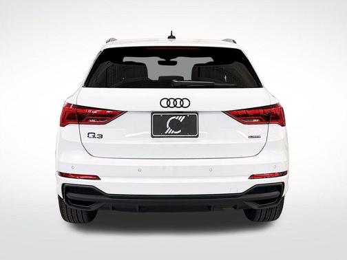 2025 Audi Q3 45 S line Premium