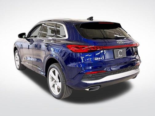 2025 Audi Q5 2.0T quattro Premium