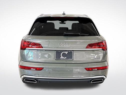 2024 Audi Q5 45 S line quattro Premium