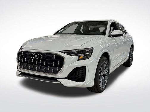 2025 Audi Q8 55 Premium