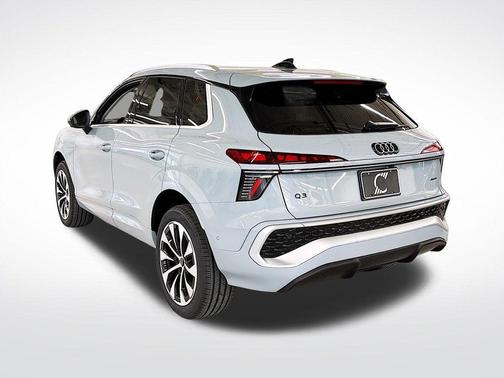 Arrow Gray Pearl 2026 Audi Q3 S line