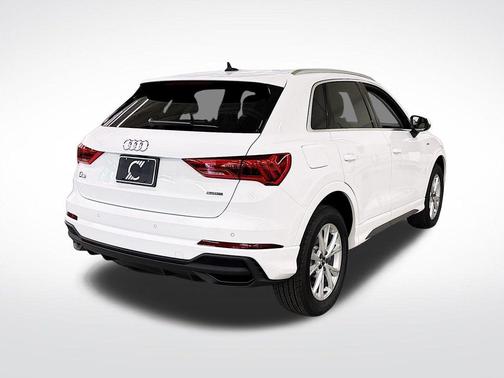2025 Audi Q3 45 S line Premium