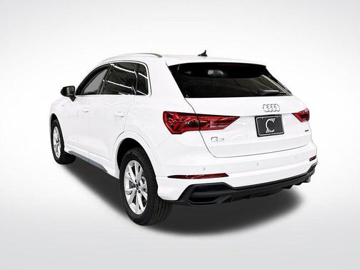 2025 Audi Q3 45 S line Premium