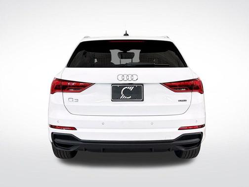 2025 Audi Q3 45 S line Premium