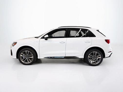 2025 Audi Q3 45 S line Premium