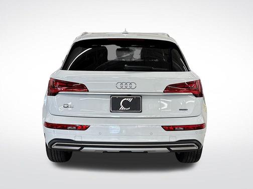 2025 Audi Q5 40 Premium