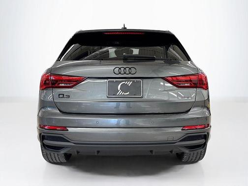 2025 Audi Q3 45 S line Premium