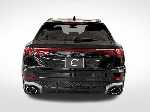 Mythos Black Metallic 2026 Audi RS Q8 4.0T quattro