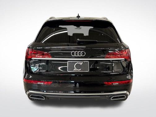 2023 Audi Q5 45 S line quattro Premium