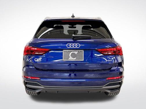 2025 Audi Q3 45 S line Premium