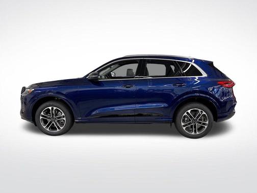 2025 Audi Q5 2.0T quattro Premium