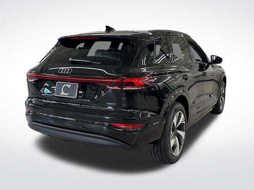 2025 Audi Q6 e-tron Premium