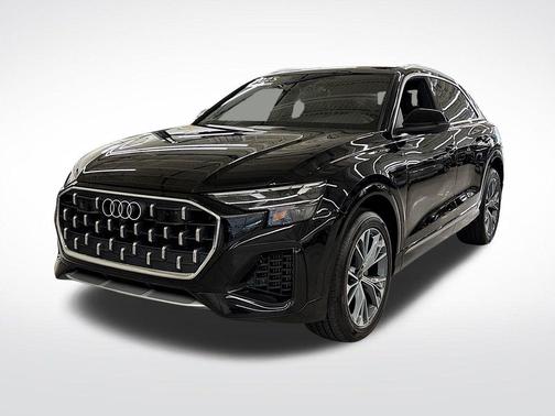 2025 Audi Q8 55 Premium