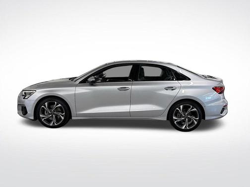 Florett Silver Metallic 2023 Audi A3 40 Premium