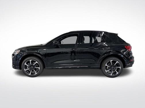 2025 Audi Q3 45 S line Premium