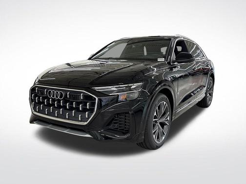 2025 Audi Q8 55 Premium