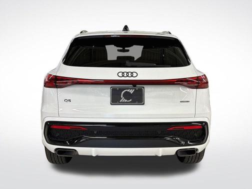 White 2026 Audi Q5 PLUS