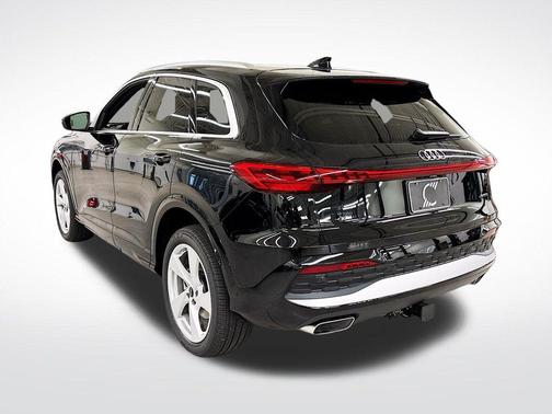 2025 Audi Q5 2.0T quattro Premium