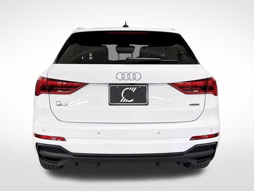 2025 Audi Q3 45 S line Premium