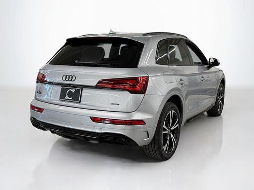 2025 Audi Q5 45 S line quattro Premium