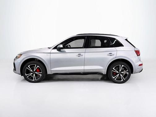 2025 Audi Q5 45 S line quattro Premium