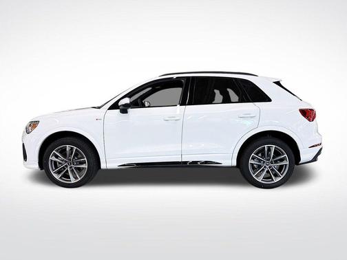 2025 Audi Q3 45 S line Premium