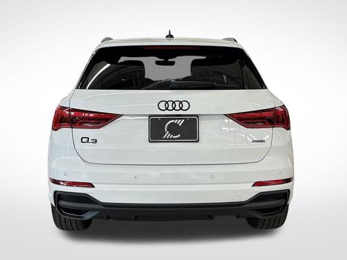 2025 Audi Q3 45 S line Premium