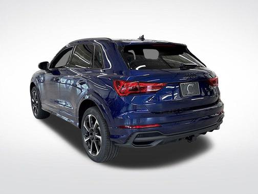 2025 Audi Q3 45 S line Premium