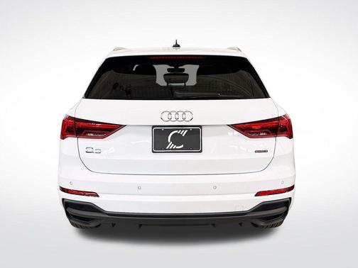 2025 Audi Q3 45 S line Premium