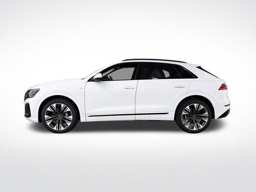 2025 Audi Q8 55 Premium