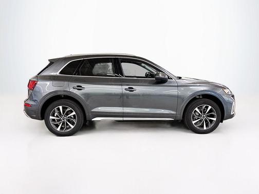 2025 Audi Q5 45 S line quattro Premium